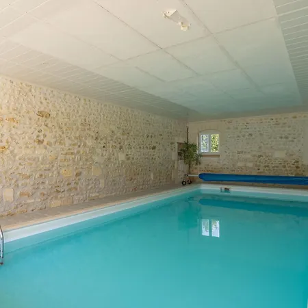 Holiday home Oleron Piscine Interieure La-Gripperie-Saint-Symphorien
