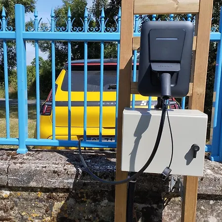 Oleron Piscine Interieure * La-Gripperie-Saint-Symphorien